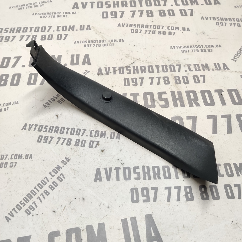 Пластик багажника Toyota Auris 06-12 1.6 ліва 6793802030 фото 2