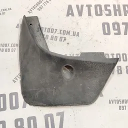 Бризговик Toyota Auris (06-12) 1.6 Бензин задній лівий