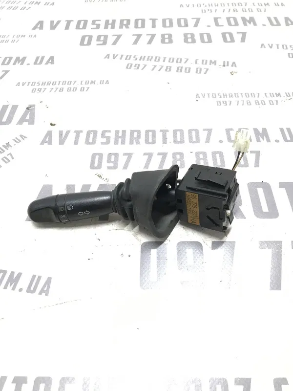 Перемикач підрульовий Chevrolet Tacuma (00-11) 2.0 Бензин