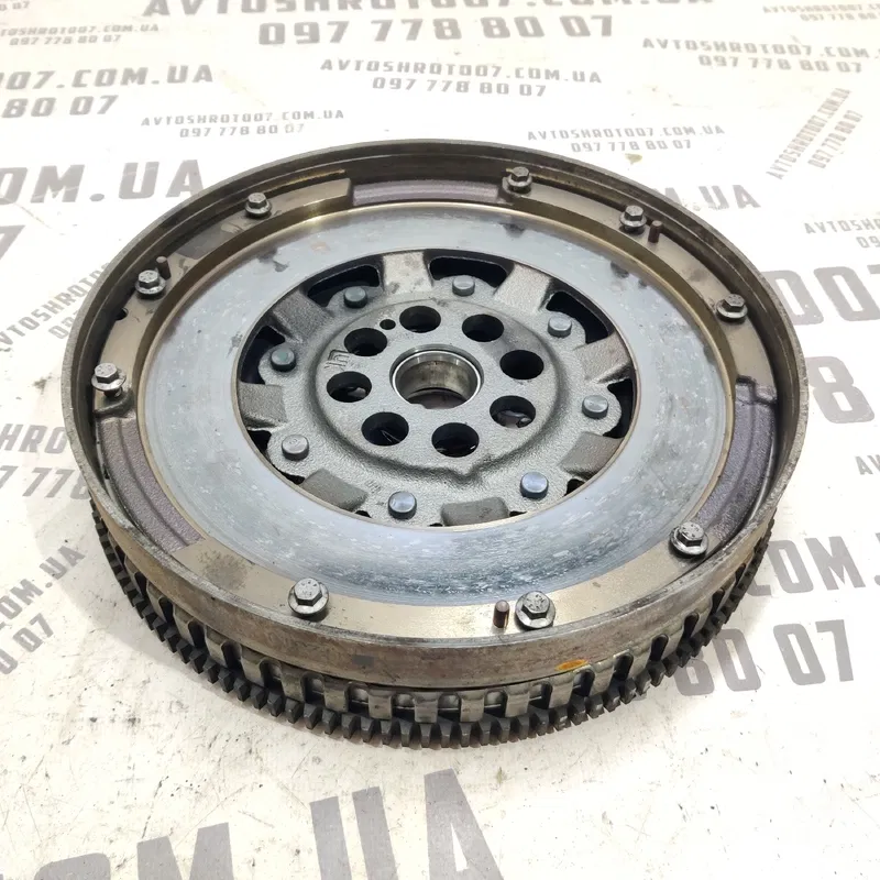 Маховик Renault Grand Scenic 3 (09-16) 1.6D OEM 123102067r