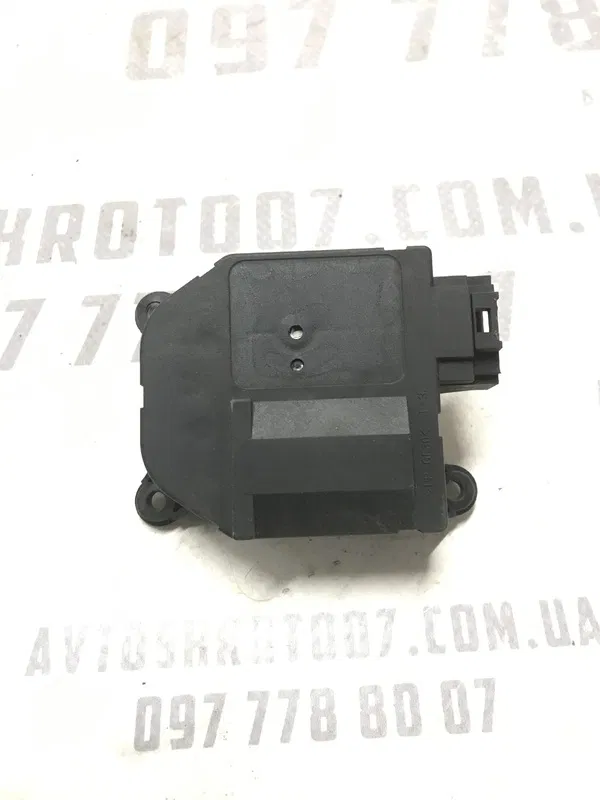 Двигун заслінки пічки Citroen Berlingo 1 (96-08) 1.6D 9HW