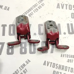 Дверна завіса передня права Hyundai Elantra 4 (06-11) 1.6