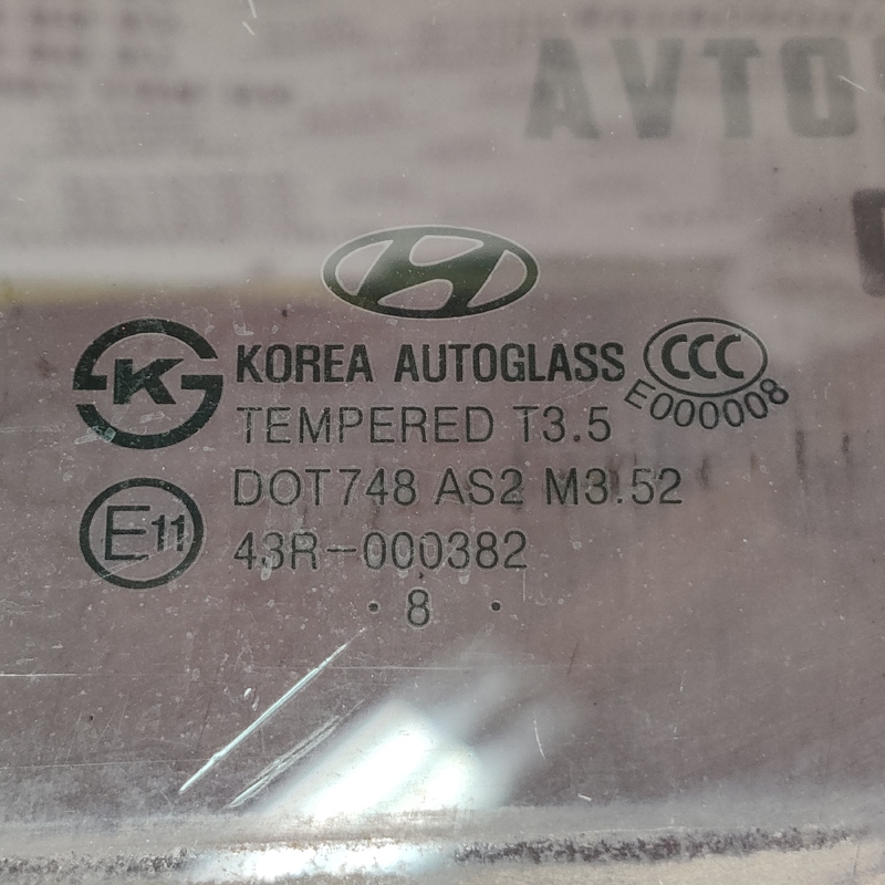 Скло переднє ліве Hyundai Elantra 4 (06-11) 1.6 824112H010