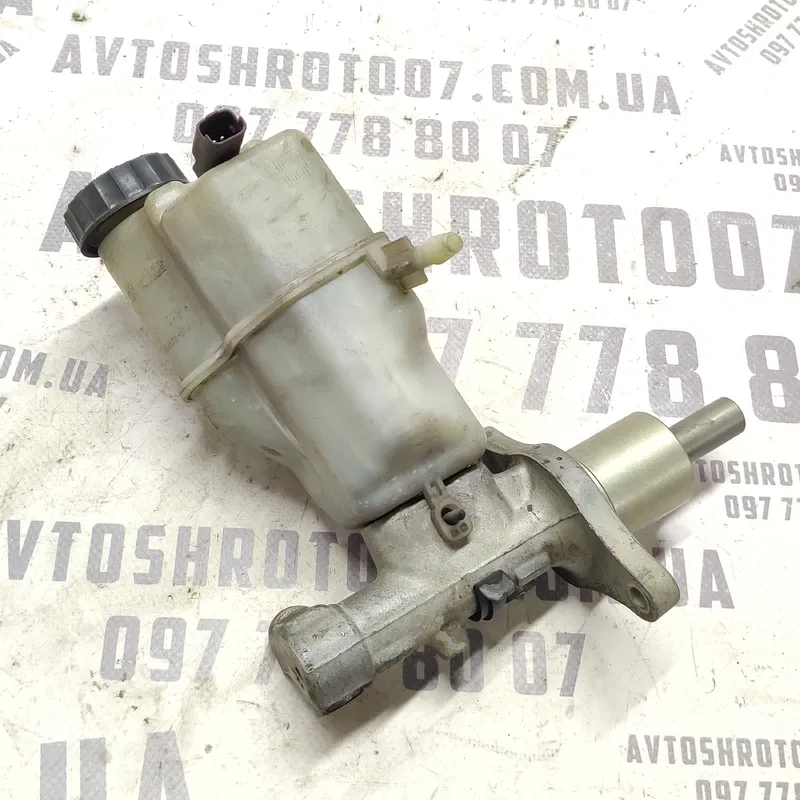 Головний тормозний циліндр Peugeot 407 (04-11) 2.0 дизель