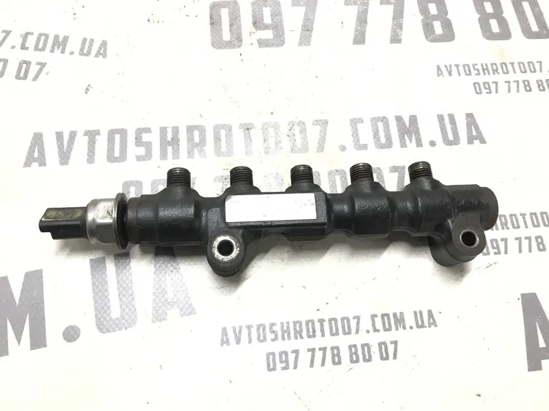 Паливна рейка Citroen Berlingo 1 (96-08) 1.6 Дизель