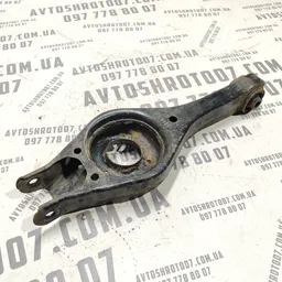 Ричаг задній лівий Hyundai Elantra 4 (06-11) 1.6 бенз фото 1
