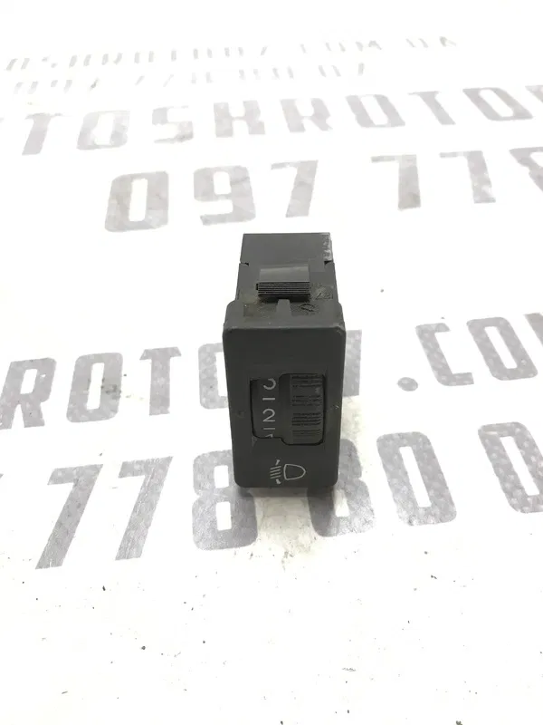 Кнопка коректора фар Citroen Berlingo 1 (96-08) 1.6 Дизель