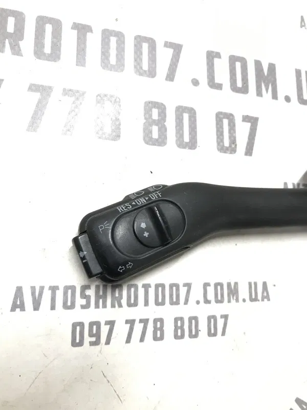 Перемикач підрульовий VW Passat B5+ (00-05) 1.9 дизель
