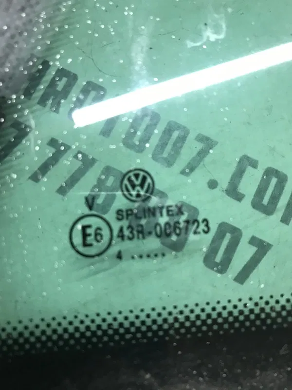 Кузовне скло заднє праве VW Passat B5+ (00-05) 1.9D