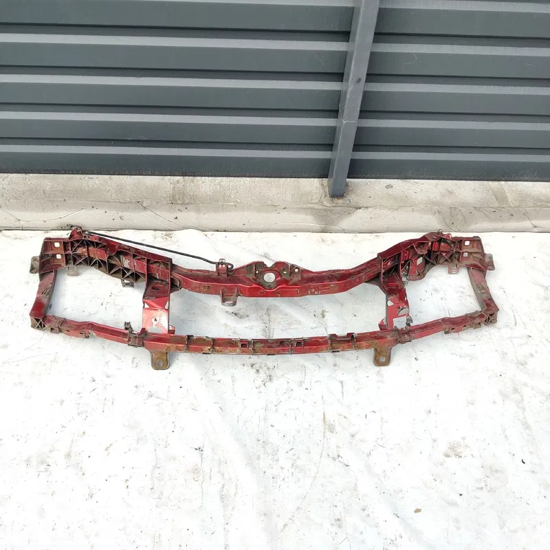 Рамка телевізора перед Ford Focus MK2 04-11 1.6D 4M518B041