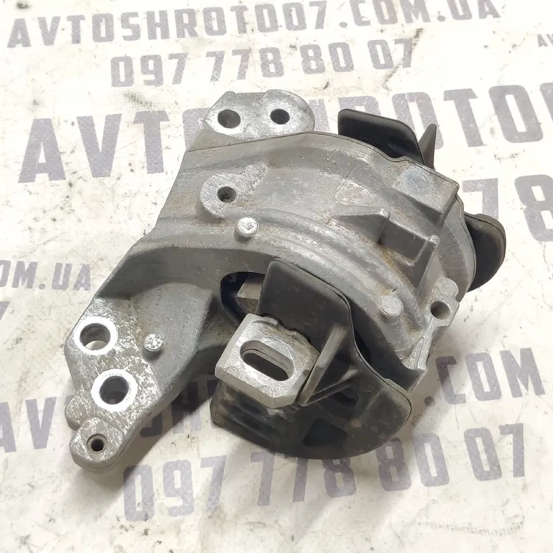 Подушка двигуна ліва Peugeot 407 (04-11) 2.0D