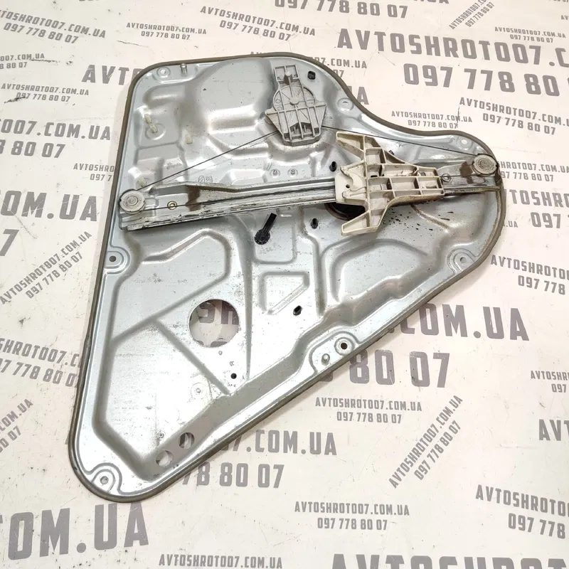 Склопідіймач зад. прав. Hyundai Elantra 4 06-11 834802H020S4