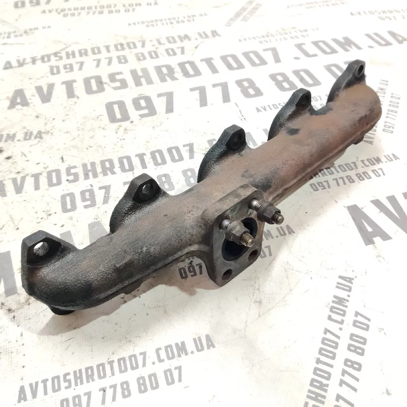 Колектор випускний Ford Focus MK2 (04-11) 1.6D HHDA