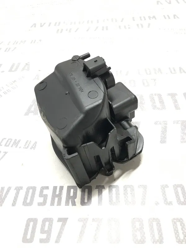 Корпус палив. фільтру Citroen Berlingo (96-08) 1.6D 9305108C