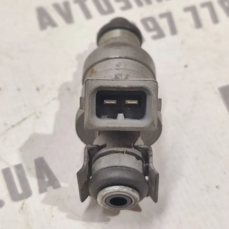 Паливна форсунка Daewoo Matiz (98-15) 0.8 бензин 25184850