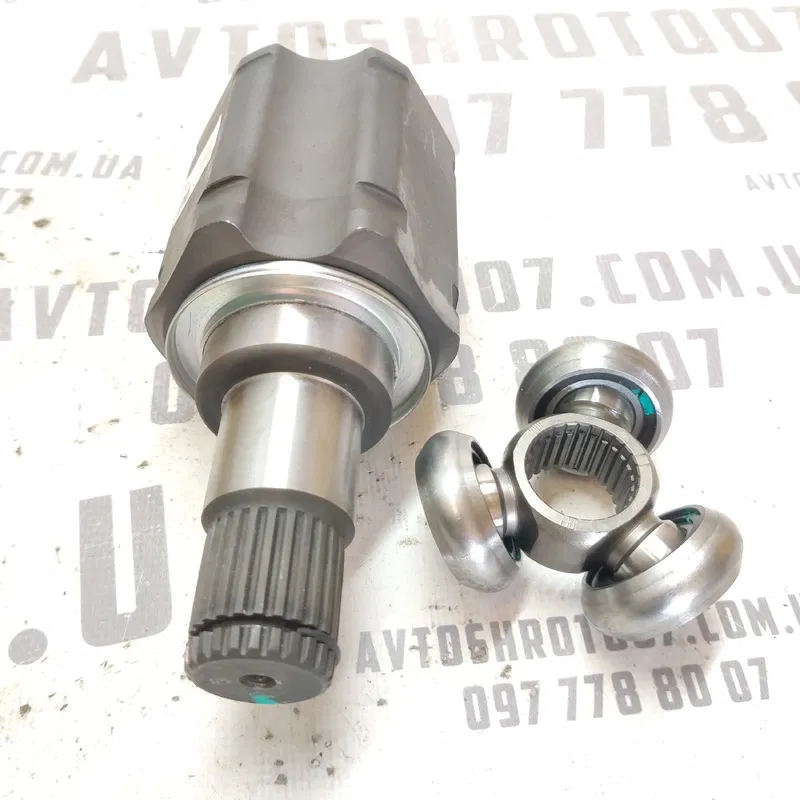 Шрус внутрішній Toyota Camry 50 4304028011