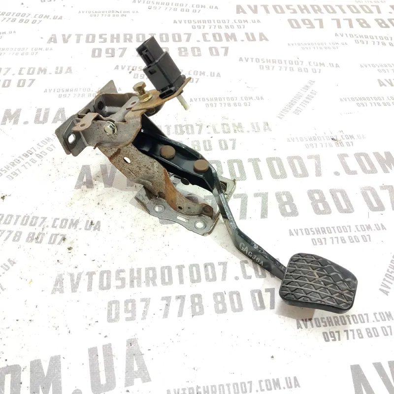 Педаль тормозу Mazda 6 GY (02-08) 2.0 Бензин МКПП