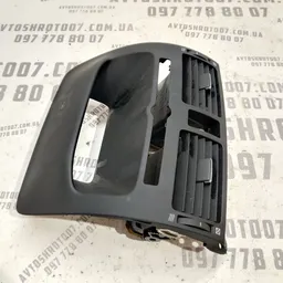 Дефлектор обдуву Toyota Avensis T25 (03-09) 2.0D 1AD фото 4