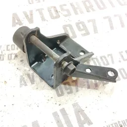 Кронштейн подушки двигуна Toyota Avensis T25 (03-08) 2.0D