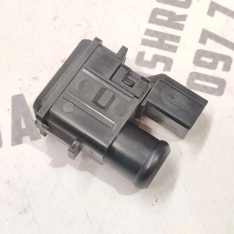 Датчик темп. Toyota Avensis T25 03-08 2.0D OEM 0775004682