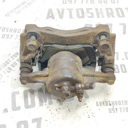 Супорт Toyota Avensis T25 03-08 2.0 дизель передній лівий фото 4