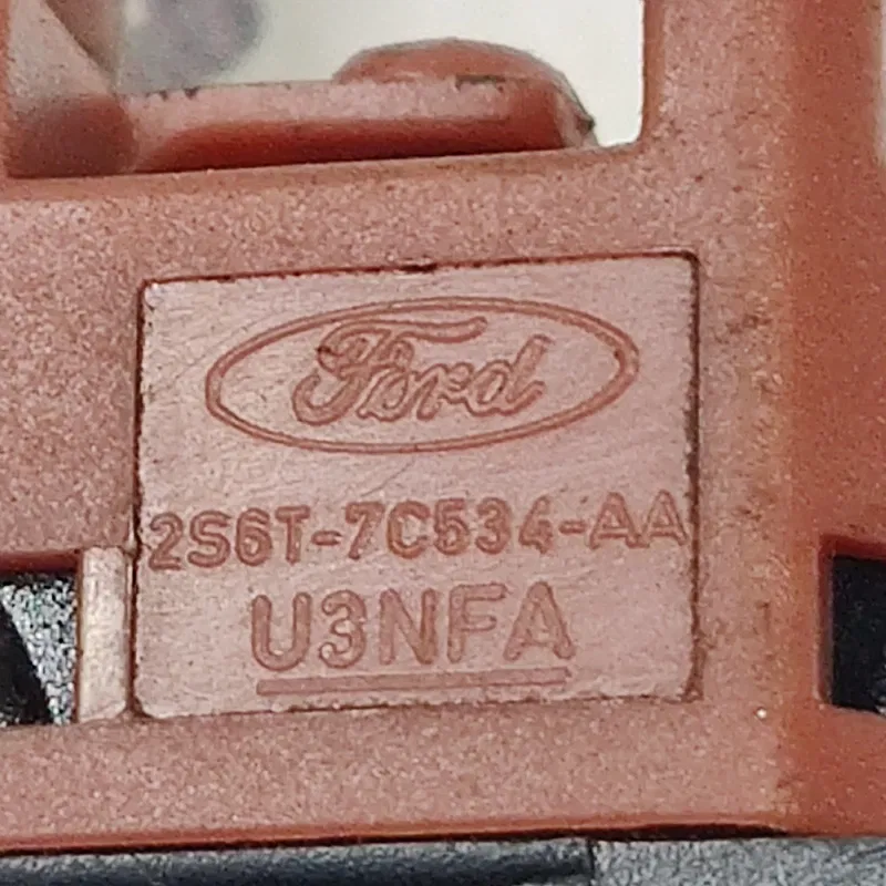 Кнопка педалі тормозу Mazda 6 GY (02-08) 2.0 2S6T7C534AA