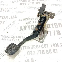 Педаль тормозу Mazda 6 GY (02-08) 2.0 Бензин МКПП