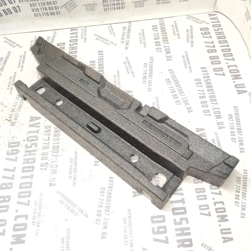 Пенопласт багажника Toyota Avensis T25 (03-08) 2.0 Дизель