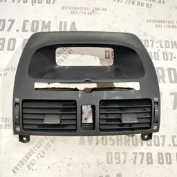 Дефлектор обдуву Toyota Avensis T25 (03-09) 2.0D 1AD фото 2