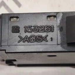 Кнопка обігріву заднього скла Toyota Avensis T25 03-08 2.0D фото 6