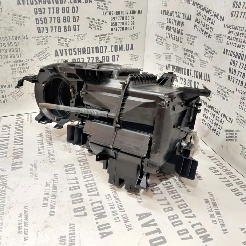 Корпус пічки Toyota Avensis T25 (03-09) 2.0 Дизель