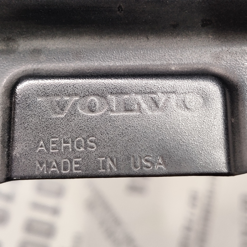 Крило переднє ліве Volvo S60 III (18-) 2.0Б 31468170