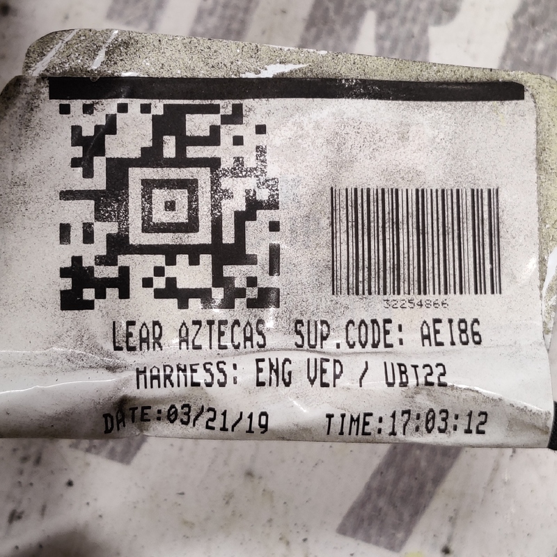 Проводка підкапотна перед Volvo S60 III 18-24 2.0Б 31453844
