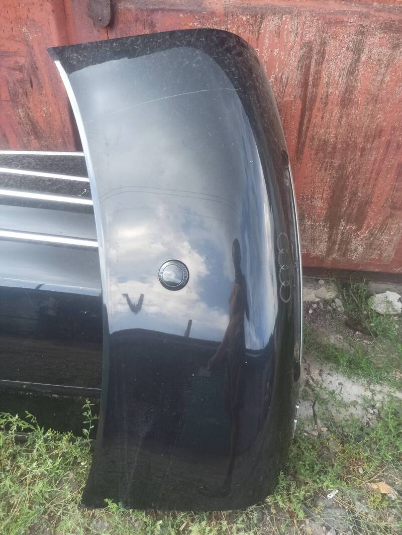 Кришка багажника задня Audi A6 C5 (97-04)