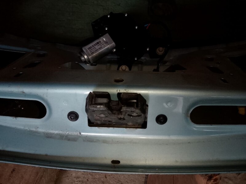 Кришка багажника Opel Astra J (09-15) 1.4 бензин