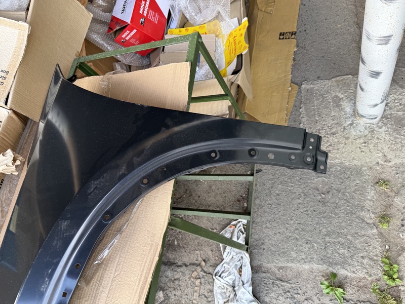 Крило переднє Mazda CX-9 TB