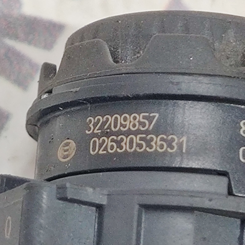 Парктронік задній Volvo S60 III (18-) 2.0 бенз 32209857