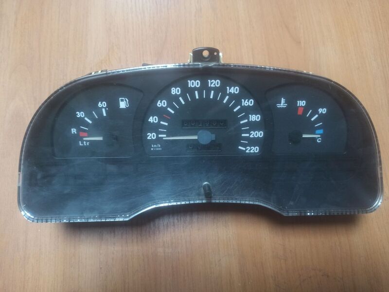 Панель приладів Opel Vectra A (88-95) 1.4 бензин