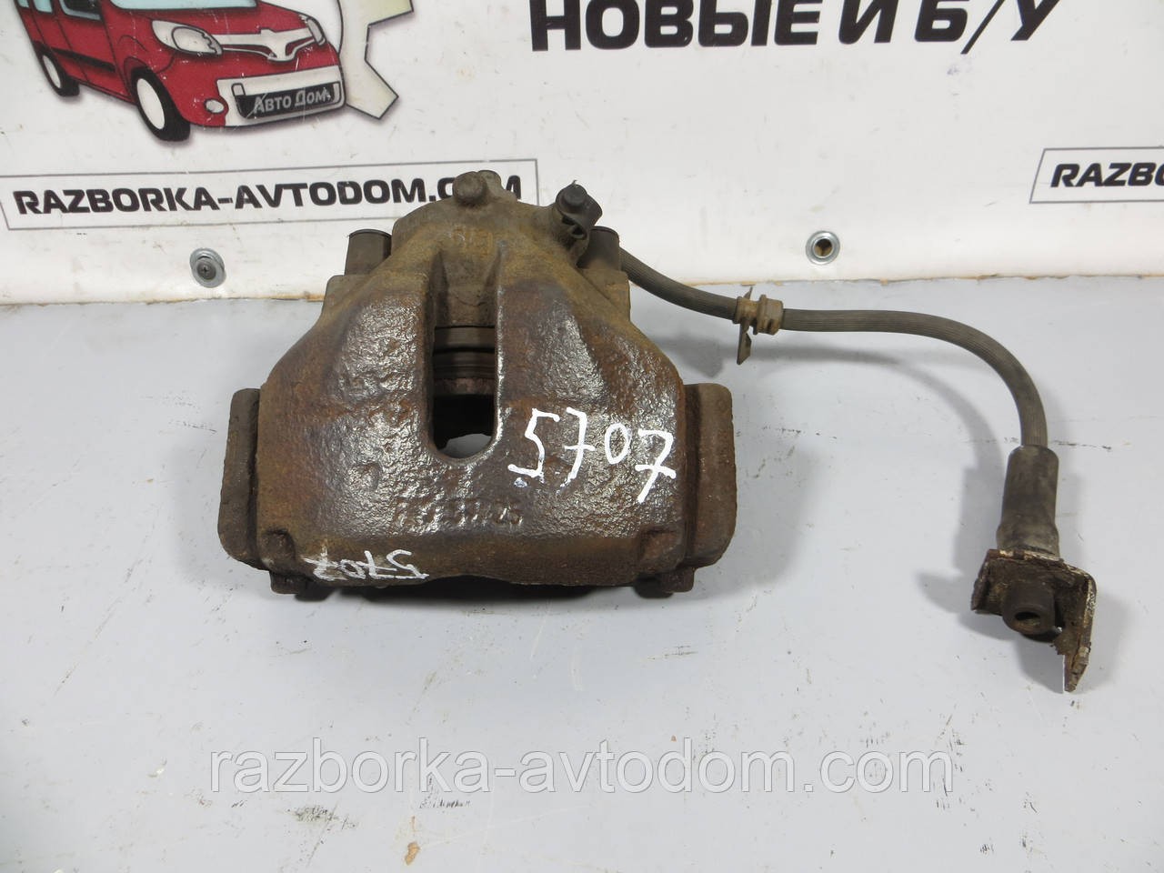 Суппорт передній лівий вентильований OPEL VECTRA B (1995-2003) ОЕ: 90540168