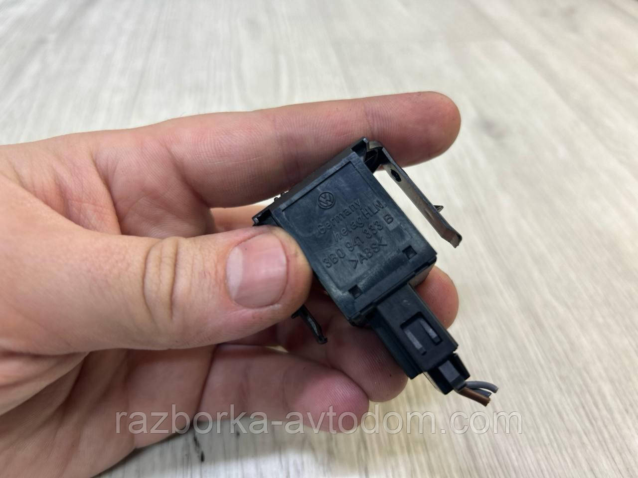 Кнопка регулятор коректора фар Skoda Superb (02-08), VW Passat b5 OE:3b0941333b