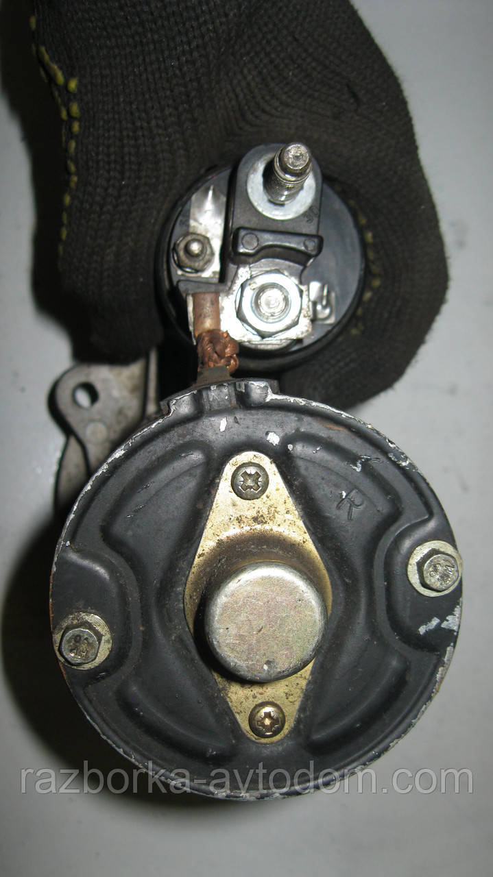 Стартер CS581 б/у (Bosch) Citroen XSARA PICASSO , Berlingo , C2 , C3 ,C4 , Peugeot BIPPER.  (9 зуб) 12V