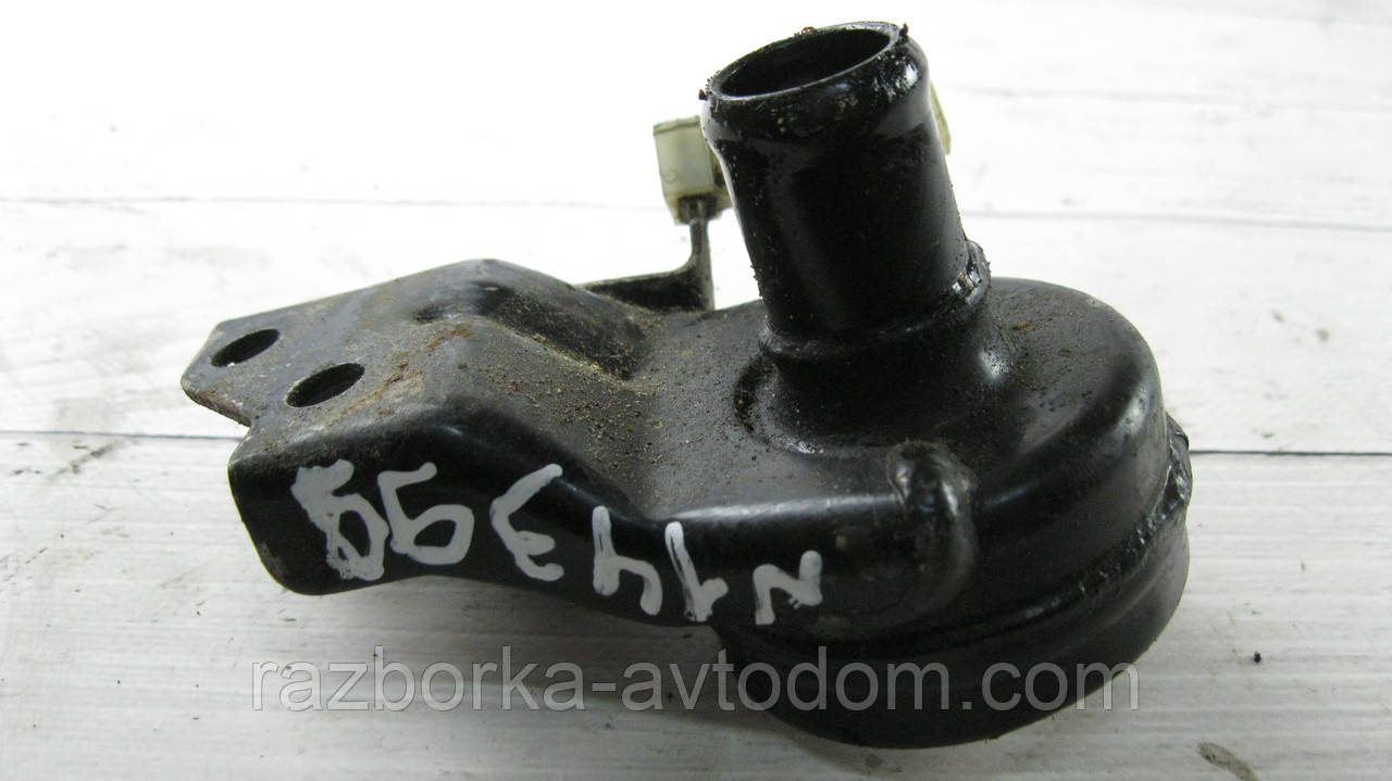 Олія заливна горловина 3,0i Mitsubishi Pajero Sport 1 (1997-2009) OE:MD309718
