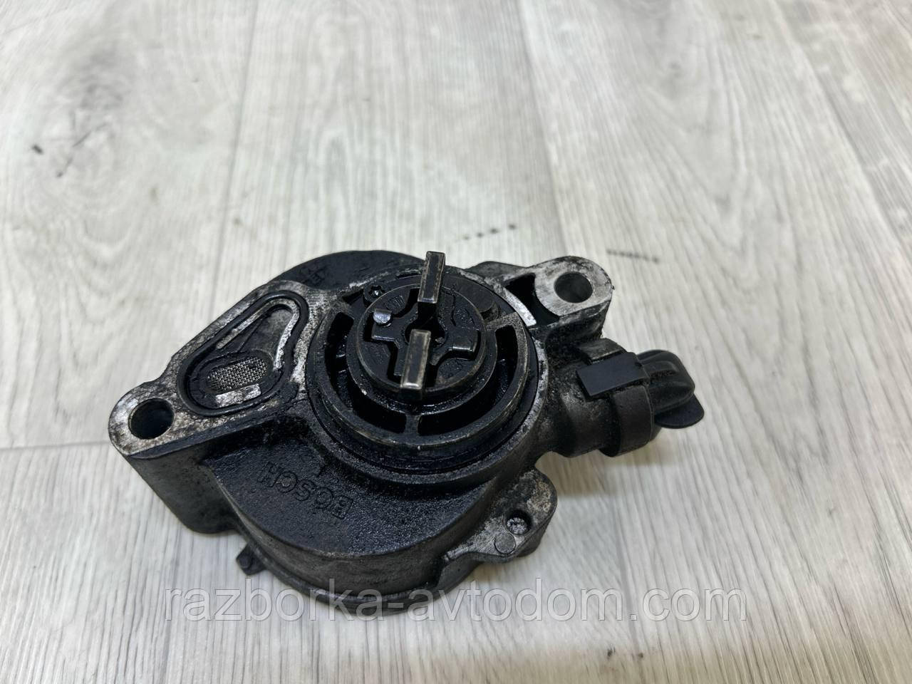 Вакуумний насос 1.6HDI, Ford Fiesta (09-17), Fiat Scudo 07-16, Citroen Berlingo 08-18, Peugeot Expert 07-16, OE:9660058480