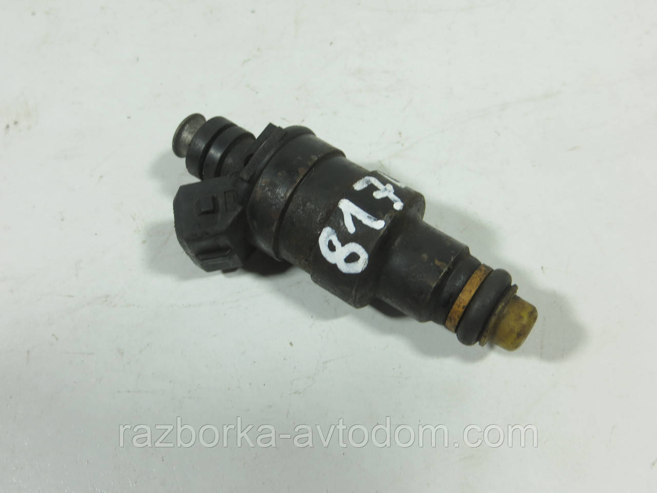 Форсунка бензинова 2.0, 2.3 BMW 3 E30, 5 E28, VOLVO 240, 740, ROVER MONTEGO (1982-1994)