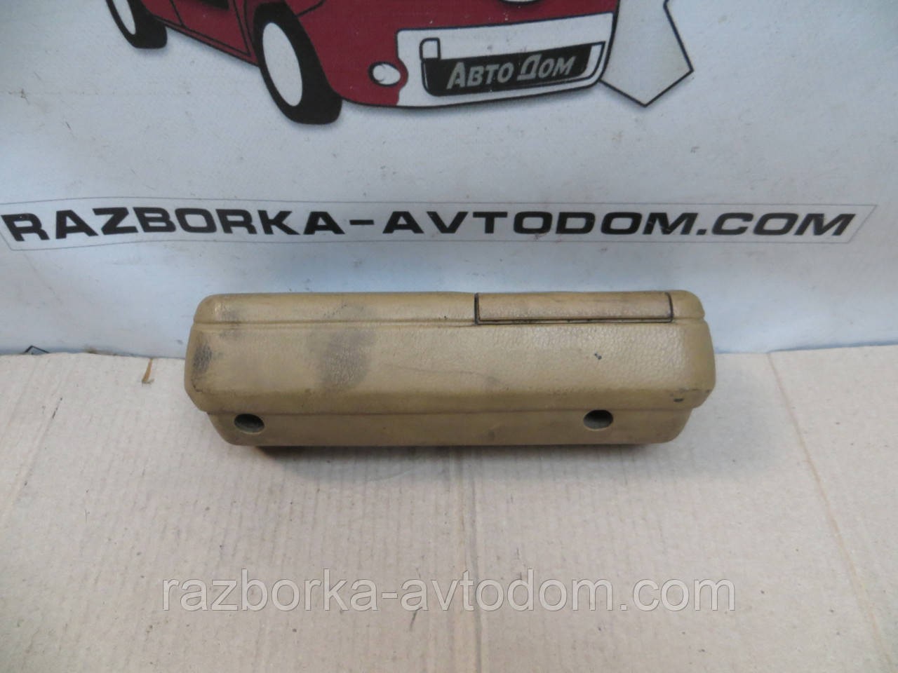 Ручка внутрішня задня ліва Opel Senator A (78-87) 90043509