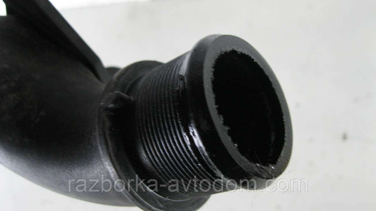 Патрубок інтеркулера лівий Fiat Fiorino-Qubo (07-), Citroen Nemo (2008-), Peugeot Bipper (2008-) OE:51899541