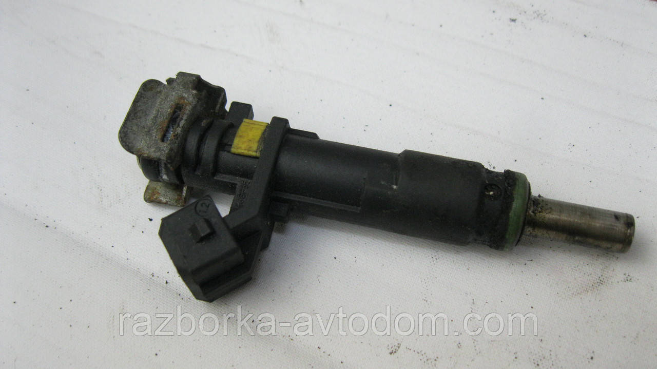 Форсунка паливна бензин Opel Astra H, Vectra C, Chevrolet Cruze 1,8i OE:93185686, 55353806