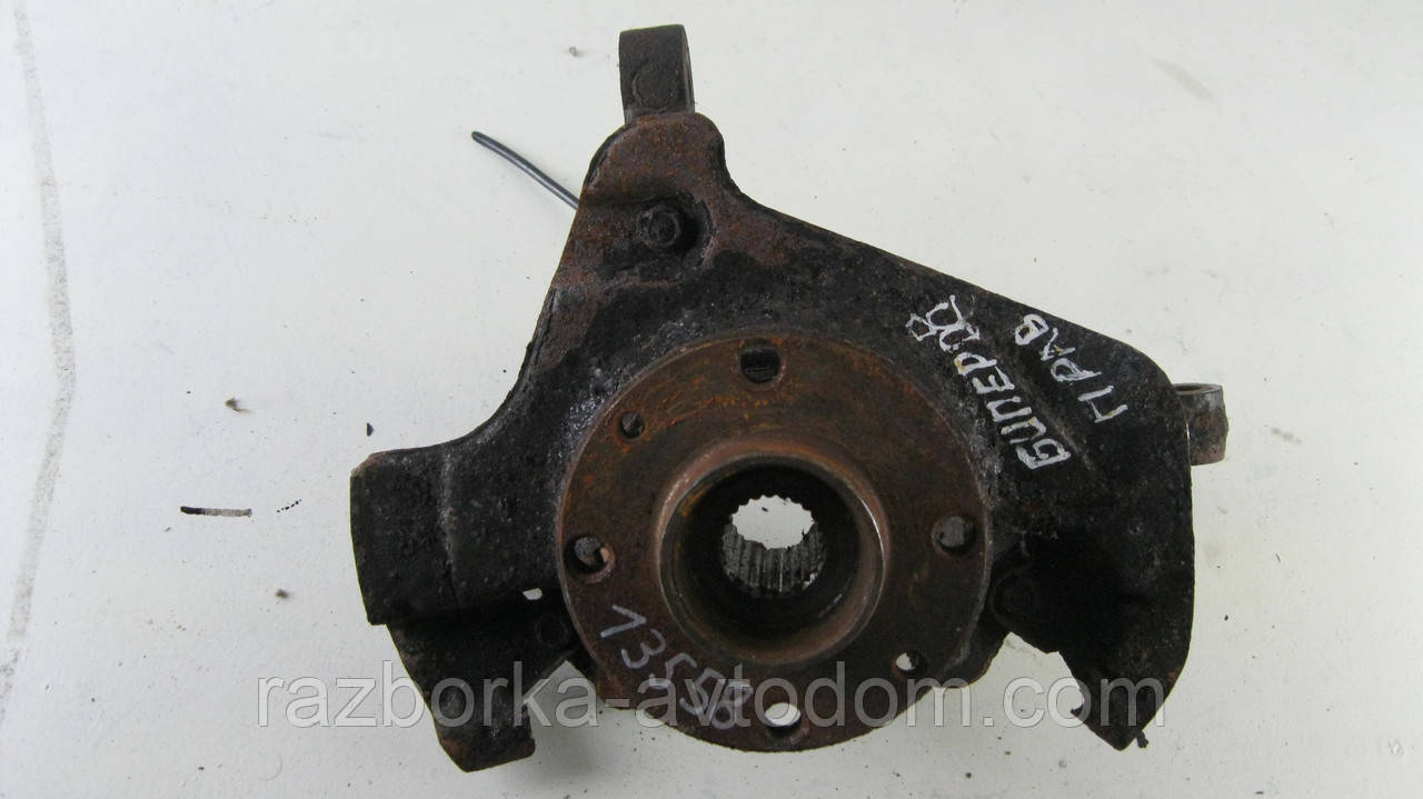 Поворотний кулак правий (цапфа)/ступиця 25 шліц Peugeot Bipper (08-), Citroen Nemo, OE: 51785023