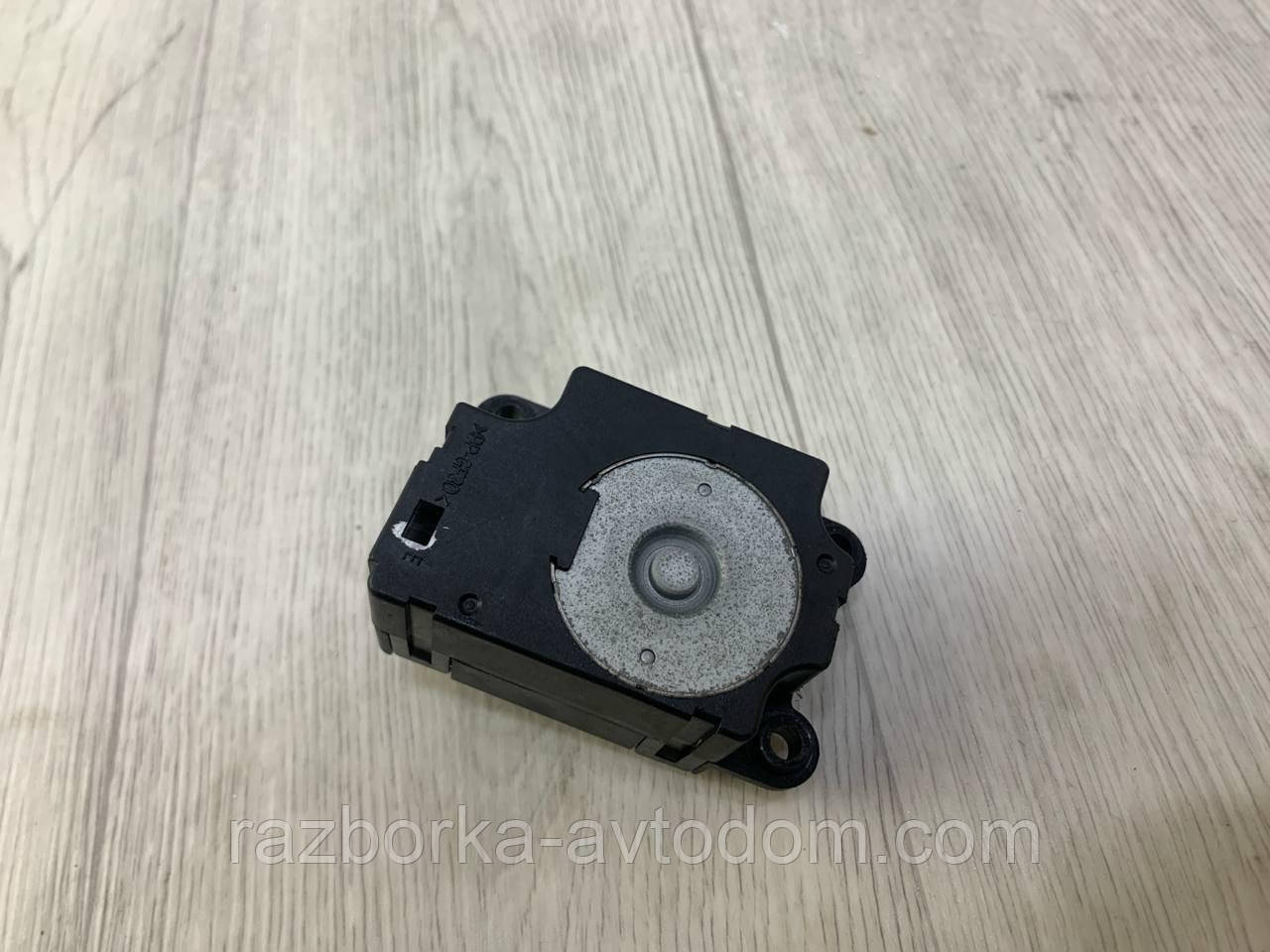 Кроковий двигун пічки Renault Scenic 3 (09-), Grand Scenic 3 OE:2707131B, t1006419g
