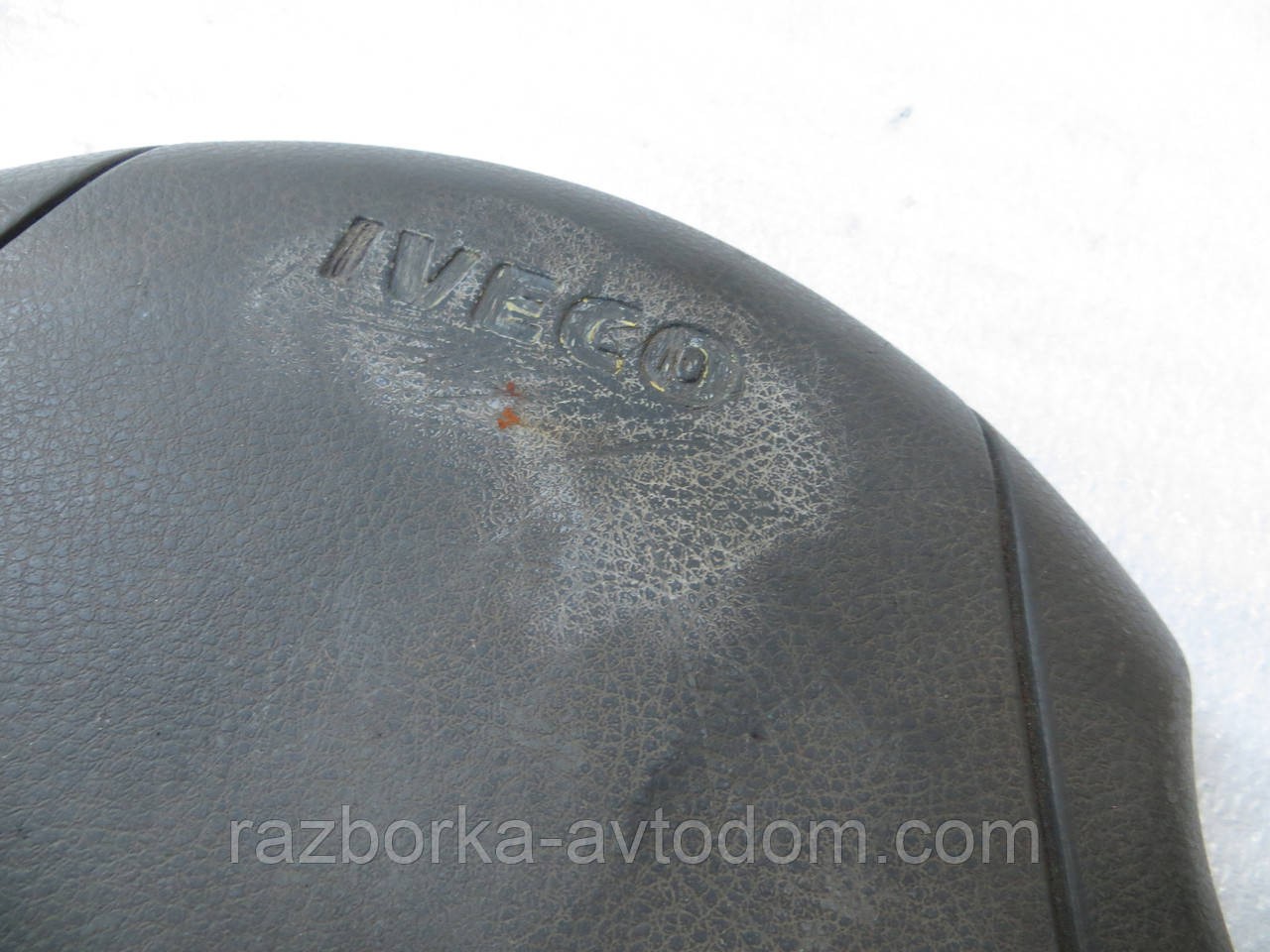 Накладка декоративна/заглушка керма/кришка без AirBag Iveco DAILY E3 (2000-2005) OE:500326432